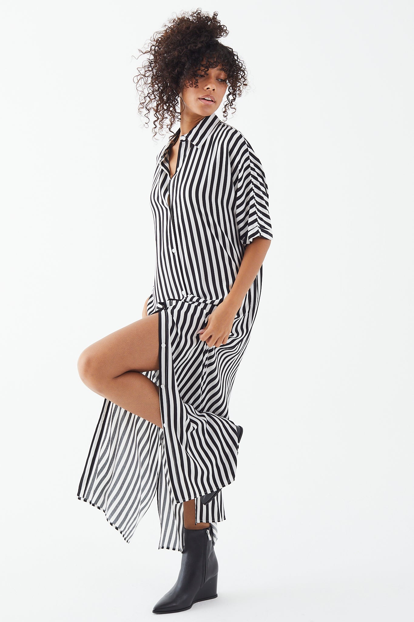 black and white Relaxed In Stripe Shirt Dress womens clothing store