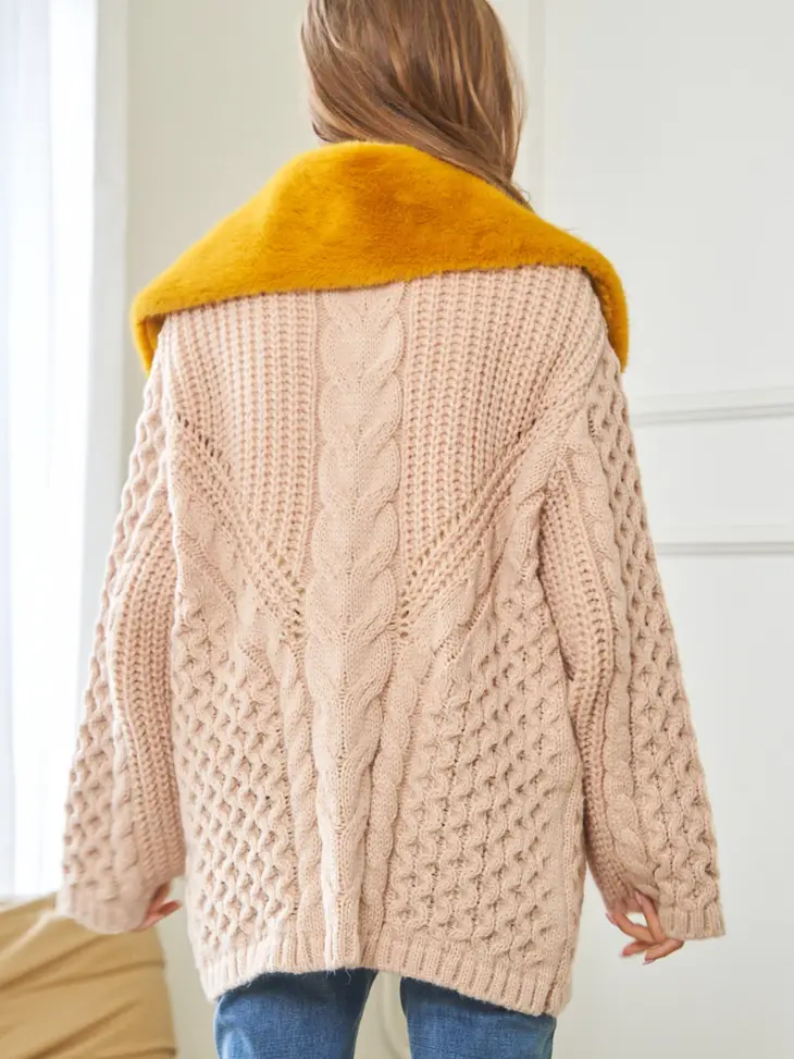Chunky Cable Knit Cardigan faux fur collar